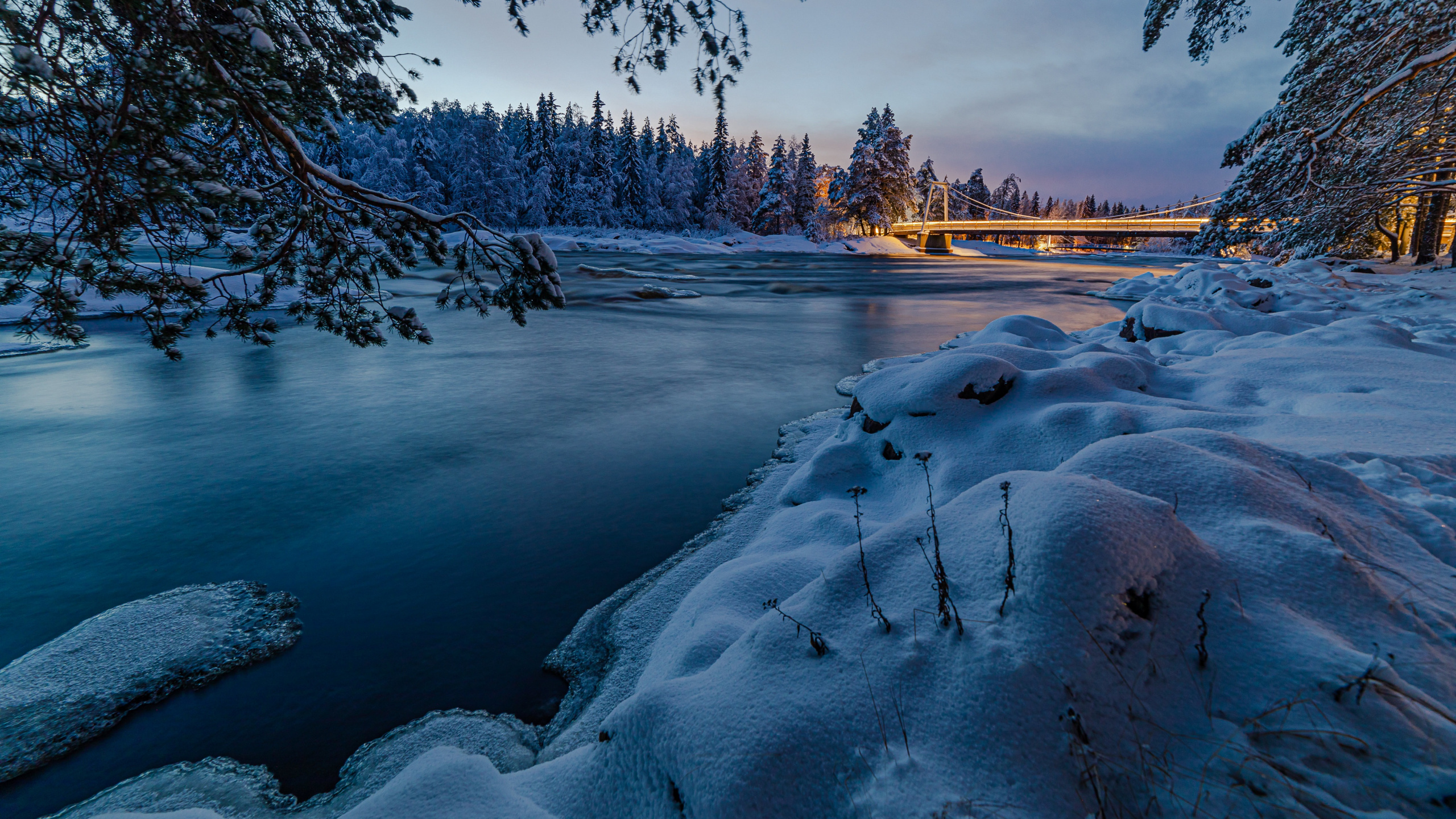 background-snow